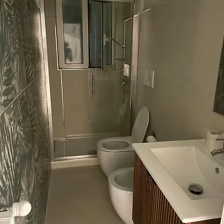 Fiore Apartment *